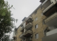 Satılır 2 otaqlı 45 m2 köhnə tikili Bakıxanov