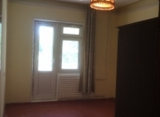 İcarəyə verilir 3 otaqlı 85 m2 köhnə tikili Gənclik m.