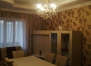 Satılır 4 otaqlı 110 m2 köhnə tikili İnşaatçılar m.