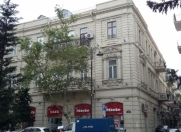 İcarəyə verilir 2 otaqlı 58 m2 köhnə tikili İçəri Şəhər