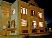 İcarəyə verilir 12 otaqlı 600 m2 həyət evi Badamdar