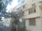 Satılır 1 otaqlı 36 m2 köhnə tikili İnşaatçılar m.