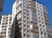 Satılır 2 otaqlı 87 m2 yeni tikili İnşaatçılar m.