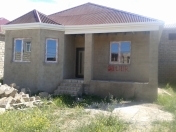 Satılır 3 otaqlı 94 m2 həyət evi Ramana