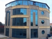 Satılır 10 otaqlı 1000 m2 obyekt Binə