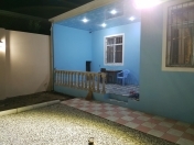 Satılır 4 otaqlı 500 m2 həyət evi Əmircan