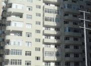 Satılır 1 otaqlı 53 m2 yeni tikili İnşaatçılar m.