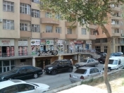 Satılır 4 otaqlı 140 m2 yeni tikili İnşaatçılar m.