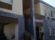 Satılır 3 otaqlı 140 m2 bağ evi Ayna Sultanova heykəli