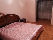 İcarəyə verilir 2 otaqlı 70 m2 köhnə tikili Nəriman Nərimanov m.