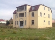 Satılır 7 otaqlı 430 m2 bağ evi Sumqayıt