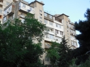 Satılır 1 otaqlı 40 m2 köhnə tikili 8 mkr