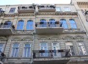 İcarəyə verilir 3 otaqlı 90 m2 köhnə tikili İçəri Şəhər