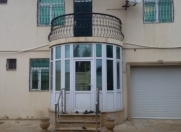 Satılır 8 otaqlı 1 m2 bağ evi Ramana