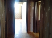 Satılır 4 otaqlı 85 m2 köhnə tikili Tibb Universiteti