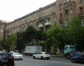 Satılır 4 otaqlı 95 m2 köhnə tikili Nərimanov r.