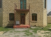 Satılır 4 otaqlı 4 m2 həyət evi Gəncə