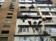 Satılır 2 otaqlı 55 m2 köhnə tikili Yasamal r.