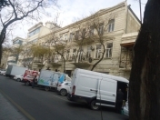 Satılır 1 otaqlı 20 m2 köhnə tikili Fəvvarələr meydanı