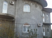 Satılır 8 otaqlı 303 m2 bağ evi Binə