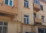 Satılır 2 otaqlı 42 m2 köhnə tikili Rəsulzadə