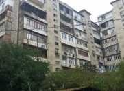 Satılır 4 otaqlı 110 m2 köhnə tikili İnşaatçılar m.