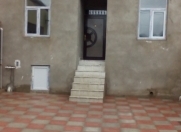 Satılır 3 otaqlı 90 m2 həyət evi Y.Ramana