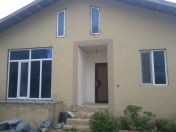 Satılır 3 otaqlı 100 m2 həyət evi Buzovna