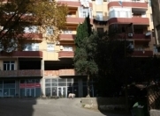 Satılır 3 otaqlı 141 m2 yeni tikili 9 mkr