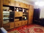 Satılır 2 otaqlı 80 m2 köhnə tikili İnşaat Universiteti