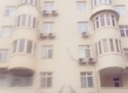 Satılır 4 otaqlı 160 m2 yeni tikili Nərimanov r.