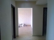 İcarəyə verilir 3 otaqlı 90 m2 köhnə tikili Tibb Universiteti