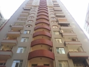 Satılır 3 otaqlı 120 m2 yeni tikili Qara şəhər