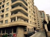 Satılır 3 otaqlı 124 m2 yeni tikili Yasamal r.