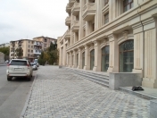 Satılır 2 otaqlı 226 m2 obyekt Nəriman Nərimanov m.