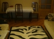 İcarəyə verilir 2 otaqlı 70 m2 köhnə tikili Nəriman Nərimanov m.