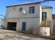 Satılır 5 otaqlı 240 m2 həyət evi Y.Ramana