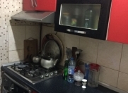 Satılır 2 otaqlı 35 m2 köhnə tikili Moskva univermağı