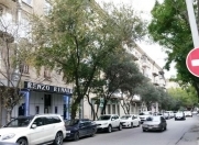 Satılır 4 otaqlı 100 m2 köhnə tikili Nəriman Nərimanov m.