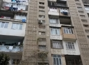 Satılır 3 otaqlı 75 m2 köhnə tikili İnşaatçılar m.