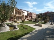 Satılır 15 otaqlı 550 m2 həyət evi Səbail r.