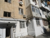 Satılır 3 otaqlı 80 m2 köhnə tikili Qələbə dairəsi