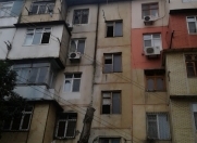 Satılır 2 otaqlı 30 m2 köhnə tikili Moskva univermağı