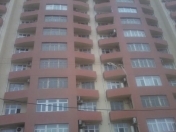Satılır 2 otaqlı 90 m2 yeni tikili Memar Əcəmi m.