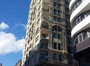 İcarəyə verilir 3 otaqlı 178 m2 yeni tikili Fəvvarələr meydanı