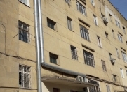 Satılır 3 otaqlı 60 m2 köhnə tikili Badamdar