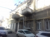 Satılır 3 otaqlı 82.1 m2 köhnə tikili Caspian Plaza