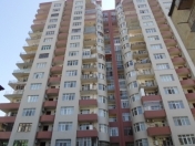 Satılır 2 otaqlı 60 m2 yeni tikili İnşaatçılar m.