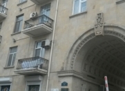 Satılır 2 otaqlı 65 m2 köhnə tikili İçəri Şəhər m.