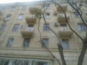 İcarəyə verilir 2 otaqlı 50 m2 köhnə tikili Nəriman Nərimanov m.